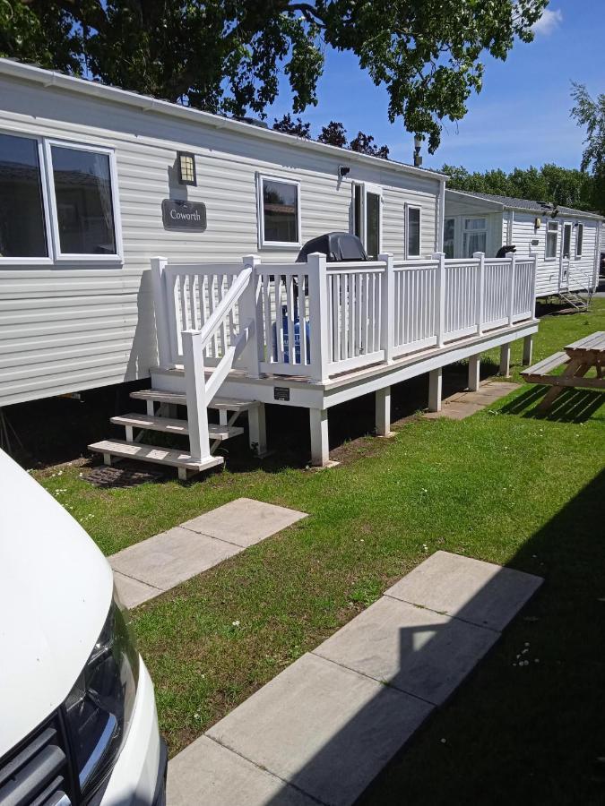 Апартаменты Chalet, Balcony, Bbq, Sleeps 6, Lytchett Minster Экстерьер фото